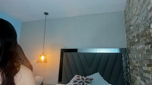 دردشة LYDIA_BOTTO الجنسية المباشرة