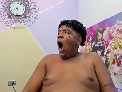 Chat XXX ao vivo de BLAISE-KING