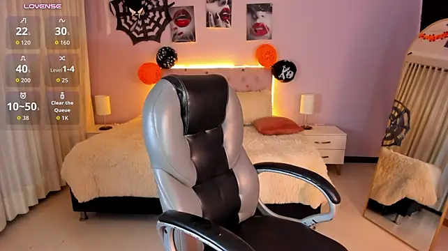 Emily_Warren_ Chat XXX in diretta