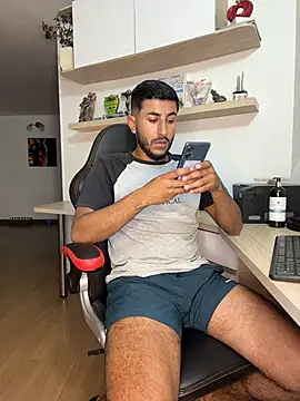 VyxenSecret webcam show