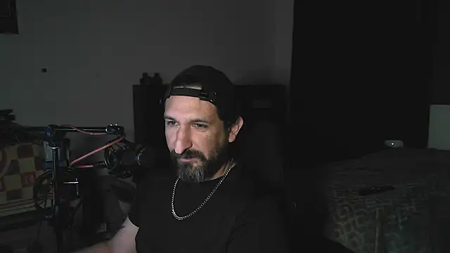 DevilPup75_ live XXX chat