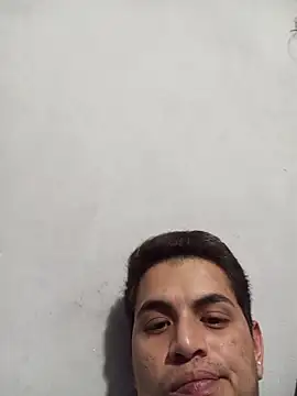 MachoF's Live XXX Chat
