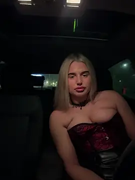 Živý XXX chat yourhornyslut