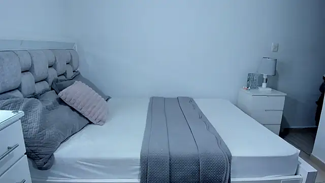 Chat +18 de Camilaa_bueno ao vivo