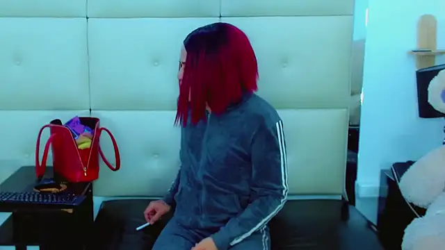 Chat XXX ao vivo de NharaBigCock