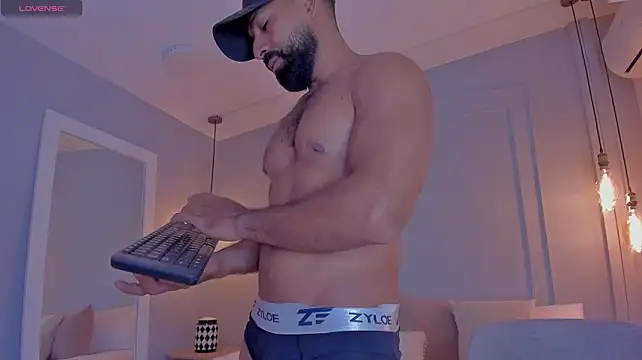 KylliamLevis Live XXX-Chat