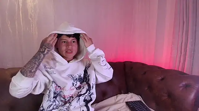 XXX chat uživo modela Joe_dark18
