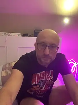 Rosbif69's Live XXX Chat
