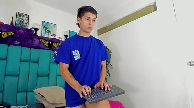XXX chat uživo modela Boy_Leon_X