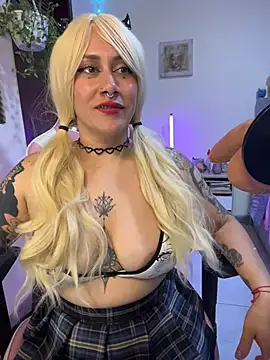 Luna_Paris_ Chat XXX live