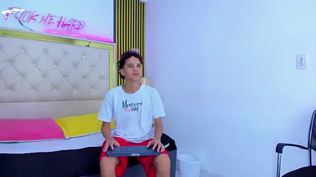 JustinSecret 现场XXX聊天