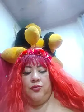 Nastymomslave Live XXX-Chat