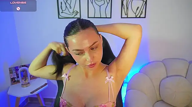 Živý XXX chat AliceHarper_