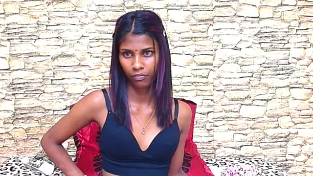 Czat XXX na żywo – IndianSilkySpice