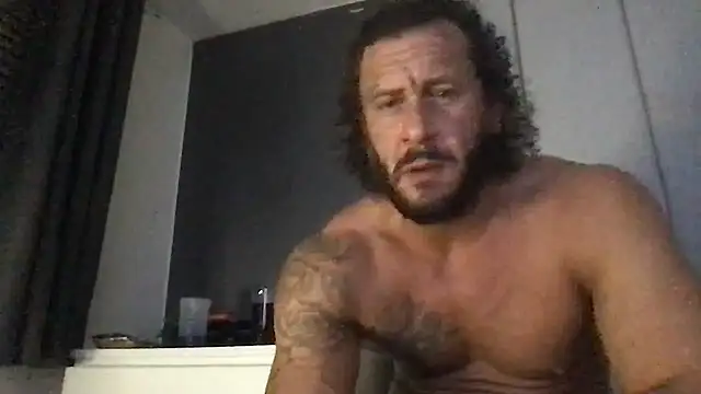 Magic_Mike_666 élő XXX-chatje