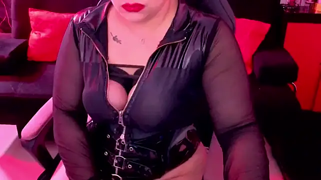 True_Bdsm_xx Chat XXX in diretta
