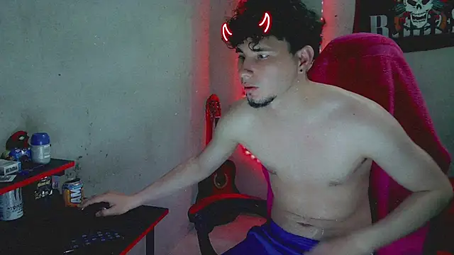 Chat +18 de Atom_Hot ao vivo
