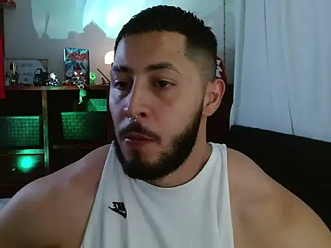 Spilios_low Live XXX-chat