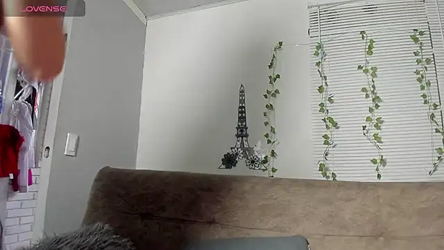 Živý XXX chat Lala_fluffy