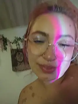 XXX chat uživo modela MarieTaylor_