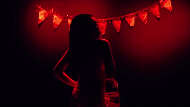 Moon-Velvet 现场XXX聊天