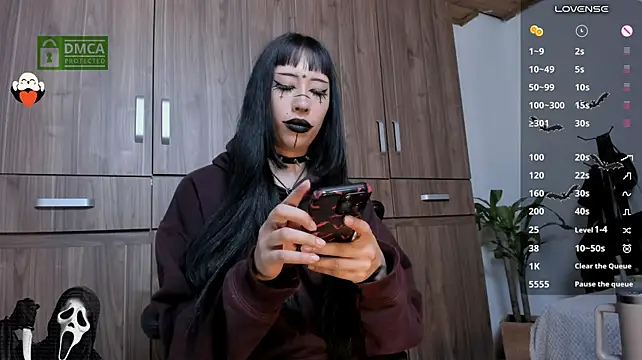 แชท XXX สดของ Ravenelle_