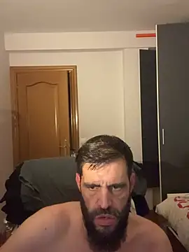 XXX chat uživo modela zurdineno