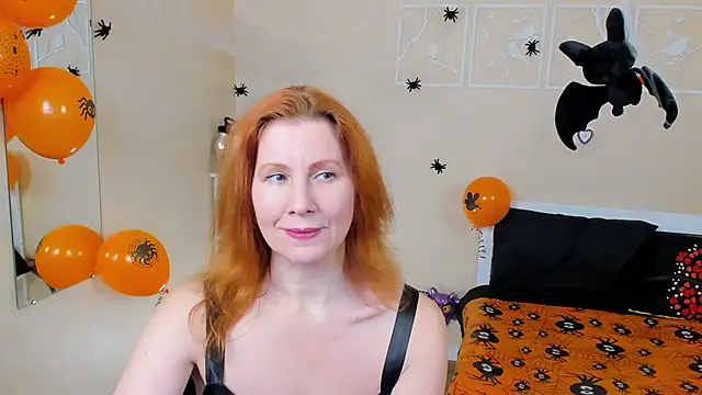 FoxySophia Chat XXX in diretta
