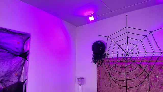 Juless_cornett élő XXX-chatje
