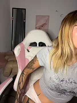Doll_liaa's Live XXX Chat