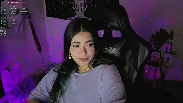 sweetcoralinee's Live XXX Chat