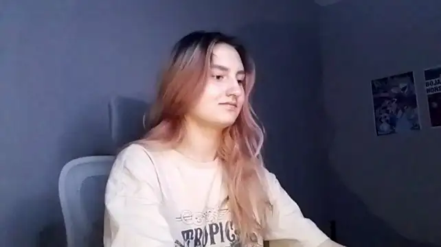 MayaGrins Live XXX-Chat