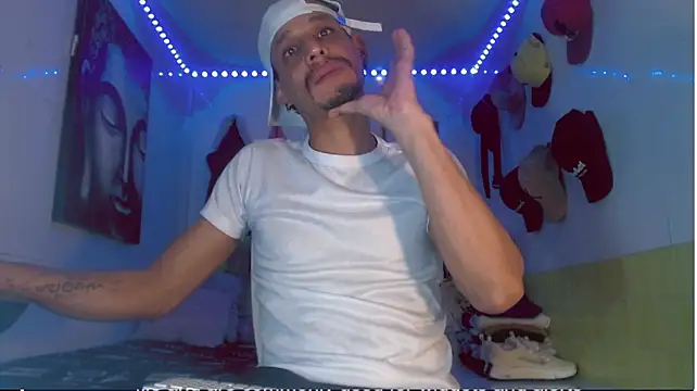 Chatroom XXX en direct de Brendt_Hotx