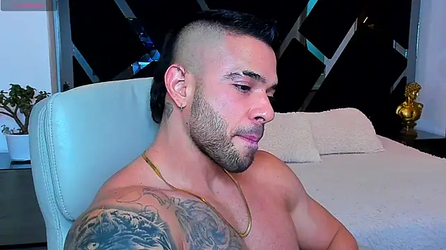 Chat +18 de Raytorres ao vivo