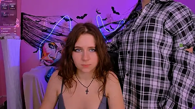 XXX chat uživo modela mia_lay