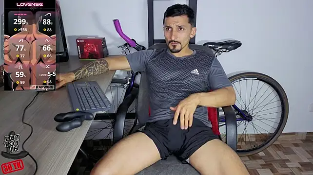 Marck_Muscle Chat XXX in diretta