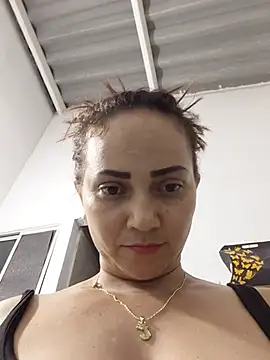 Amanda39 Chat XXX in diretta