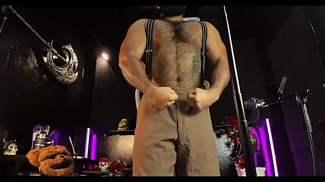 BeardAndrew Chat XXX in diretta
