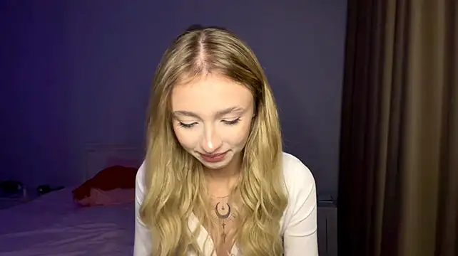 Chat XXX en directo de ClonedAge