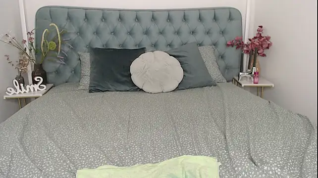Erika_bestboobs' Live XXX Chat