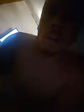 Kingclit1998 Show in webcam