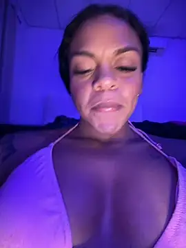 Chatroom XXX en direct de Charly_