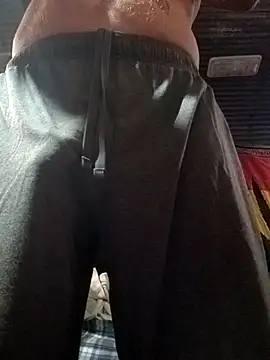 Redhitcher's Live XXX Chat