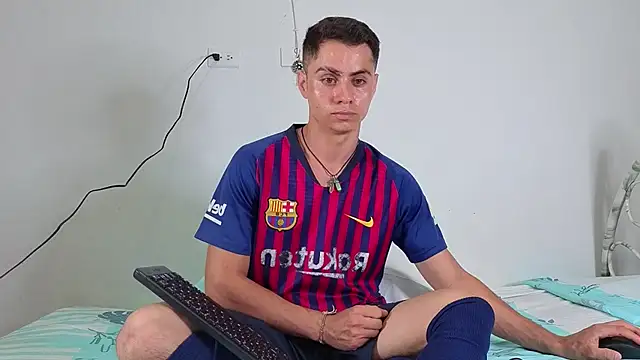 Mike_Ryderr লাইভ XXX চ্যাট