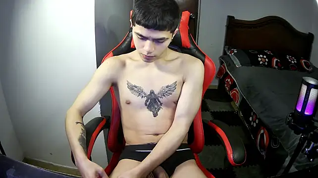 Nickikii666's Live XXX Chat