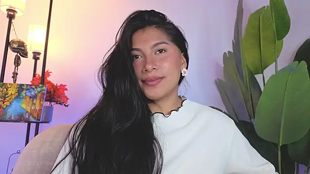 LinnaGardenia's Live XXX Chat