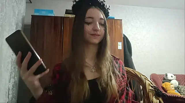 Chat +18 de WynonaFarhat ao vivo