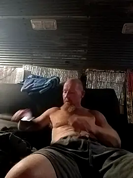 Redhitcher Chat XXX in diretta