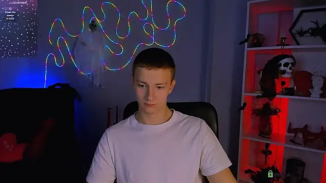 Živý XXX chat noah_nero
