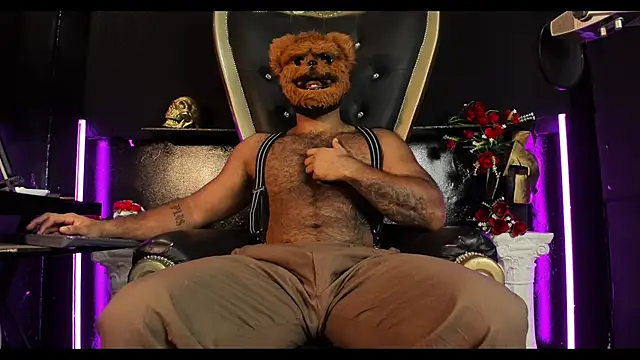 XXX chat uživo modela BeardAndrew
